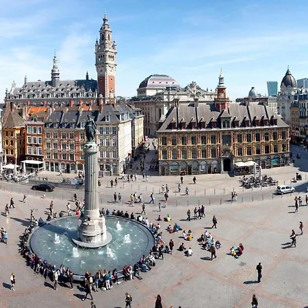 Superb Flat In The Heart Of Old Lille! アパート